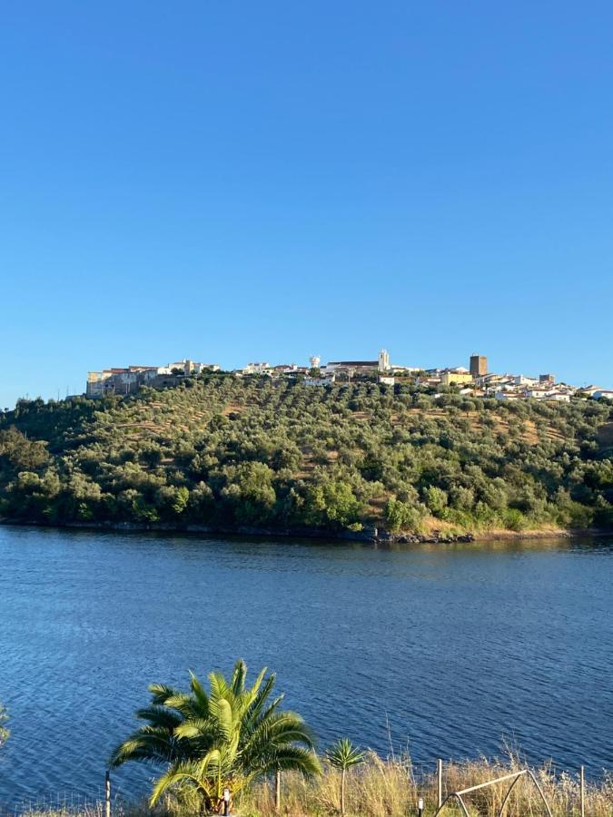 Montes De Charme Bed and Breakfast Aviz Buitenkant foto